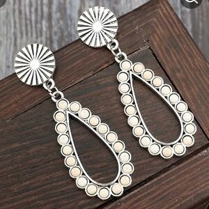 Chic Silver and White Cream Turquoise Drop Earrings